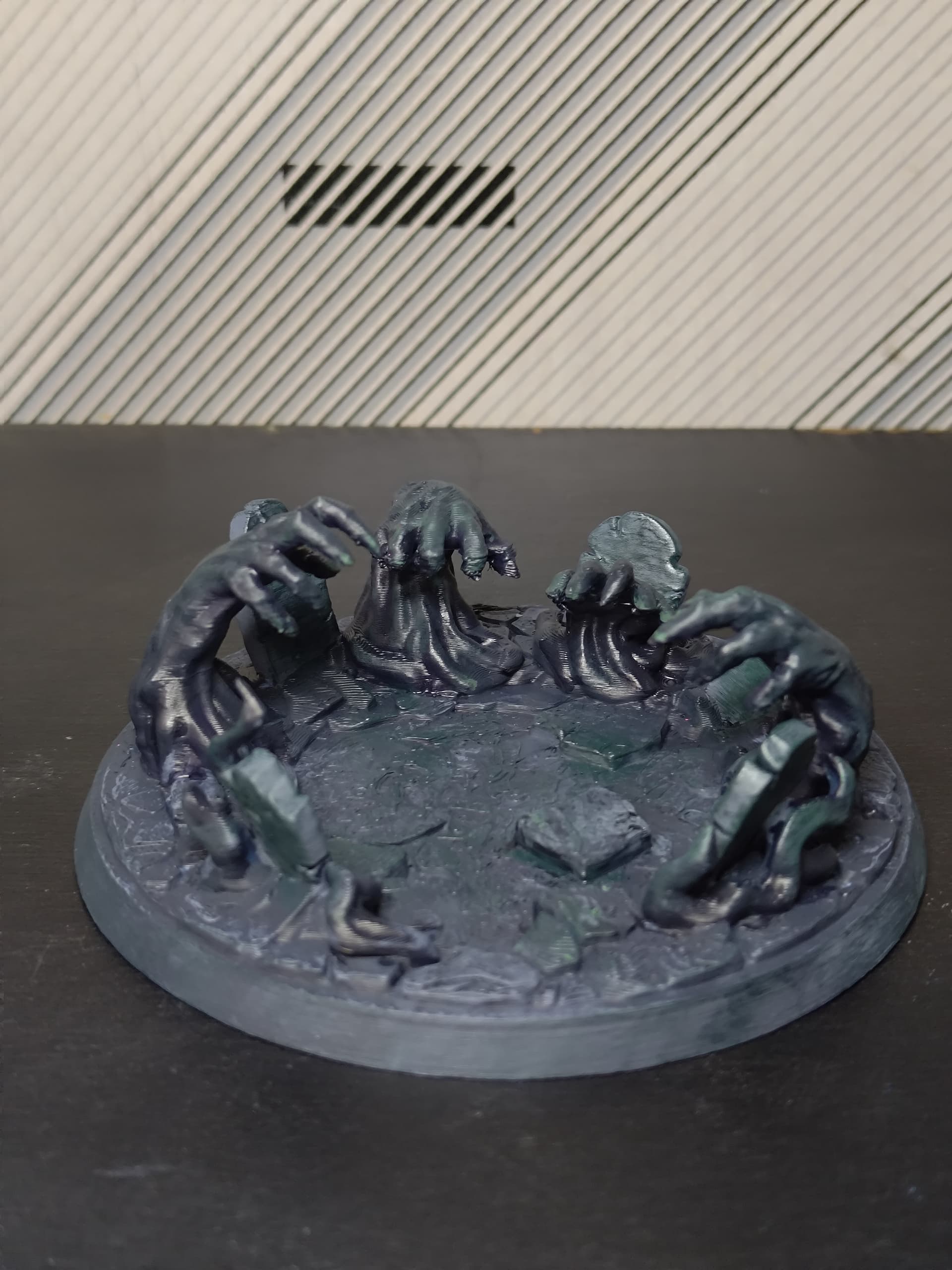 Ghost-Hand Tombstone Base (Ghost-type)  - Thumbnail