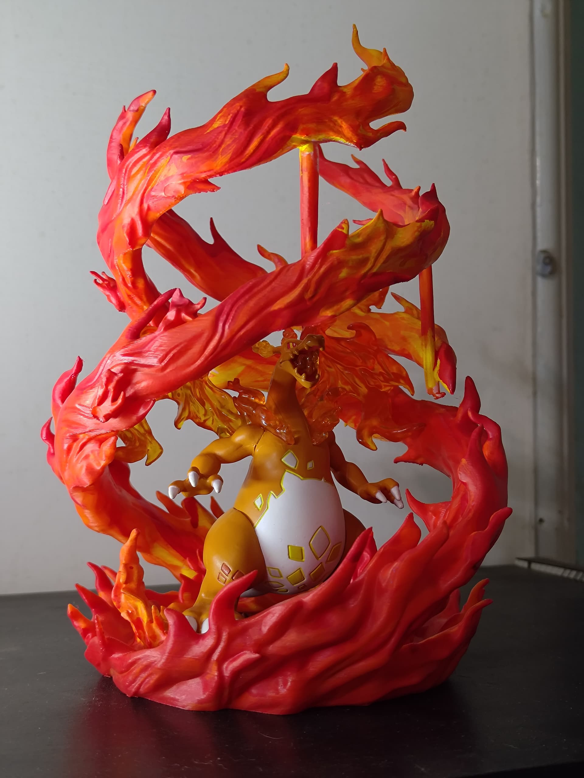 Gigantamax Charizard: Flame Effect - Thumbnail