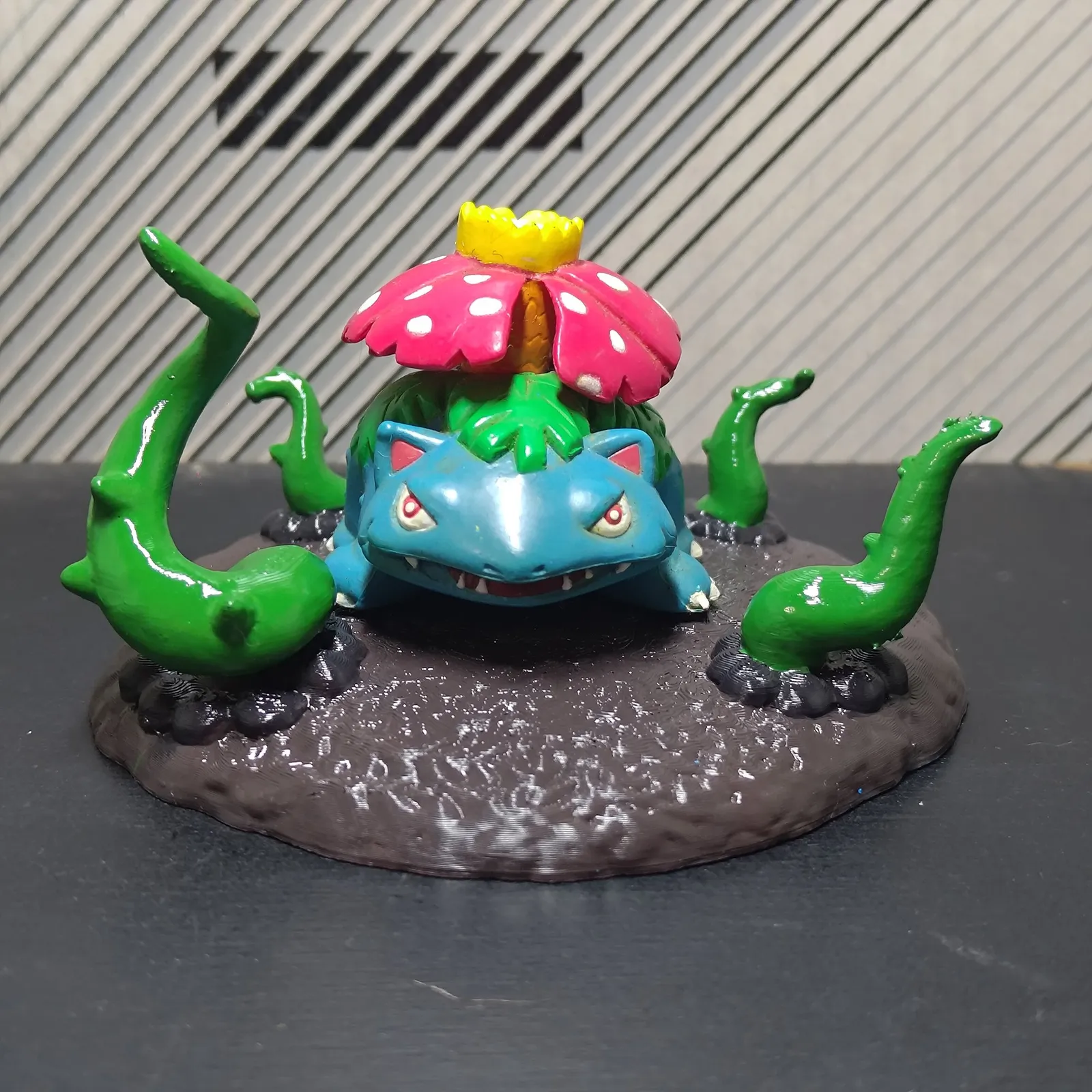 Vine Sprout Earth Base - Cover
